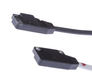 OYQ30100, Optical sensor, barrier 14,5x10x3,5, 12-24V DC,50mA,Sn:150,2m cable, IPF ELECTRONIC