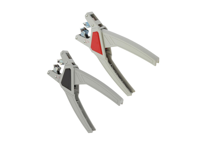 Go easy on your fingers when stripping lines – bevelling pliers for sensor cables